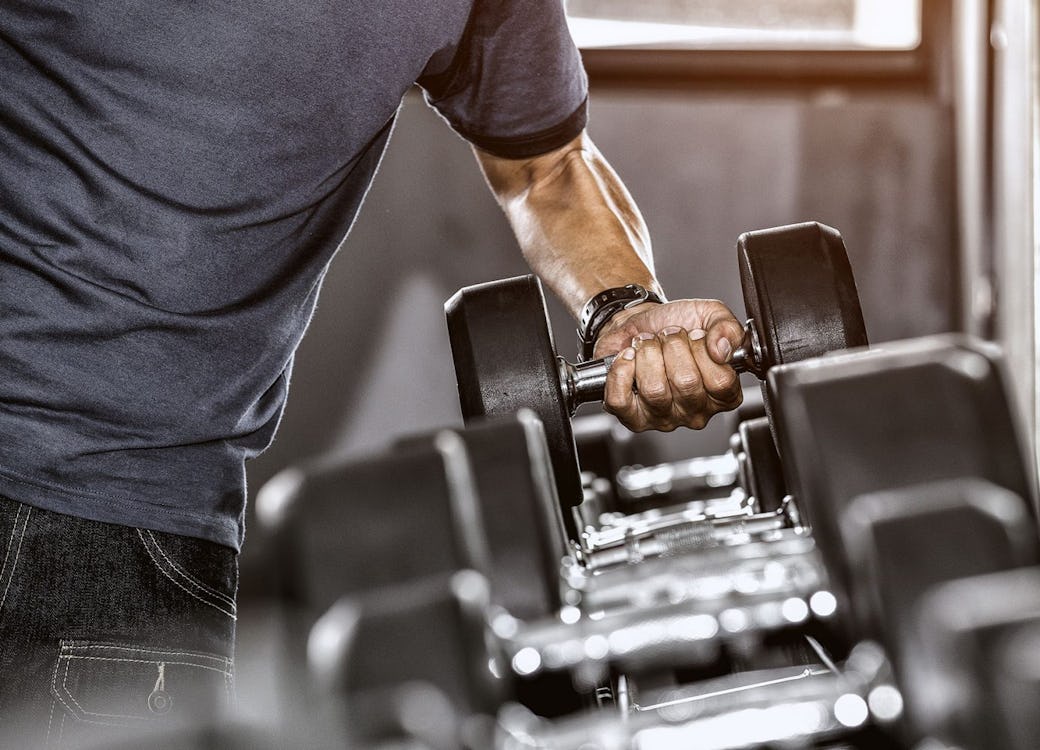 The Dumbbell Push Press: How To Do It & Get Ripped