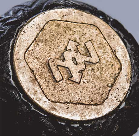 Bronzed Locking Cap