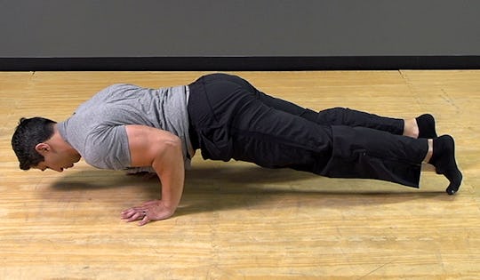Bodyweight Exercise: Pull Plank Knee