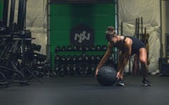 5 Medicine Ball Workouts For Beginner & Advanced Athletes