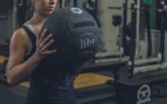 The Medicine Ball – An Ultimate Guide To The Oldest Training Tool
